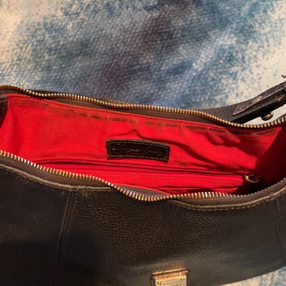 Dooney & Bourke black purse - Picture 8 of 10